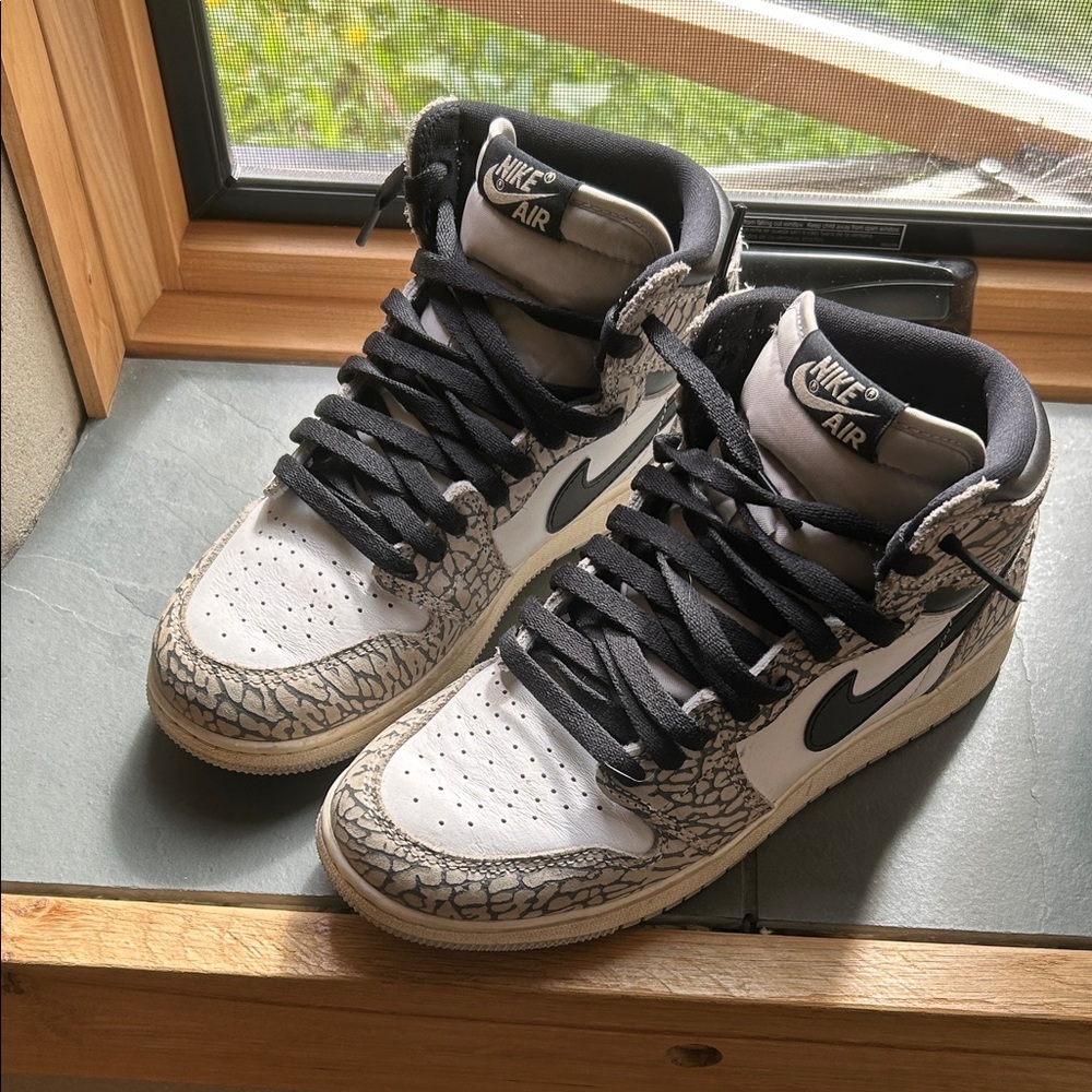 Nike Air Black and White Patterned Sneakers